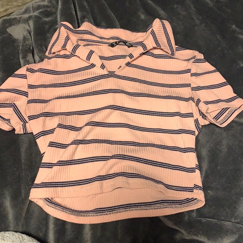 It’s pretty cute with  black or white leggings